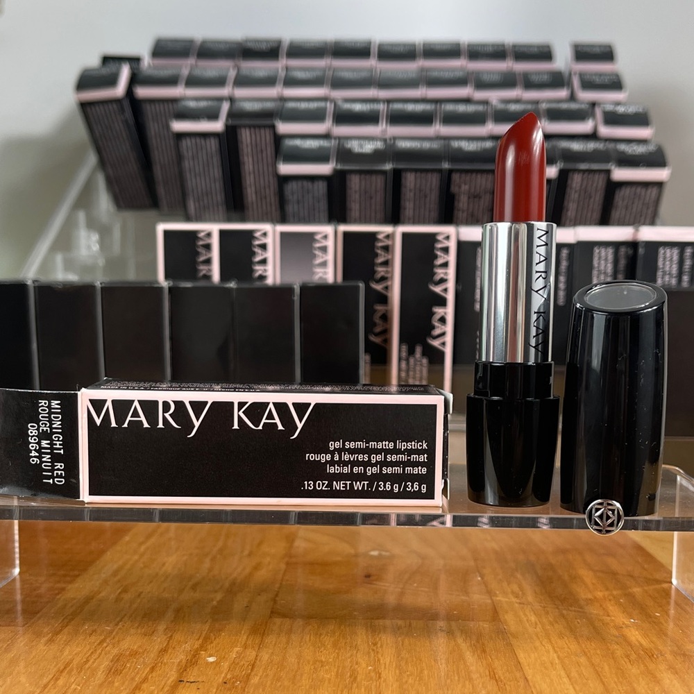 Mary Kay Semi-Matte Lipstick in Midnight Red